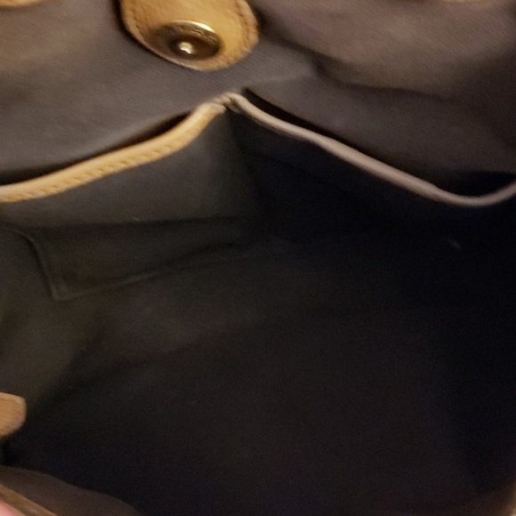 Burberry - Picture 3 of 4